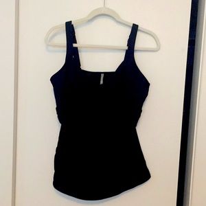 Lands’ End Tankini top 16DD